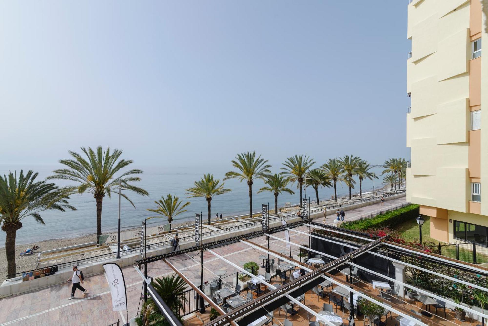 Sea Front Apartment In Marbella Center Eksteriør bilde